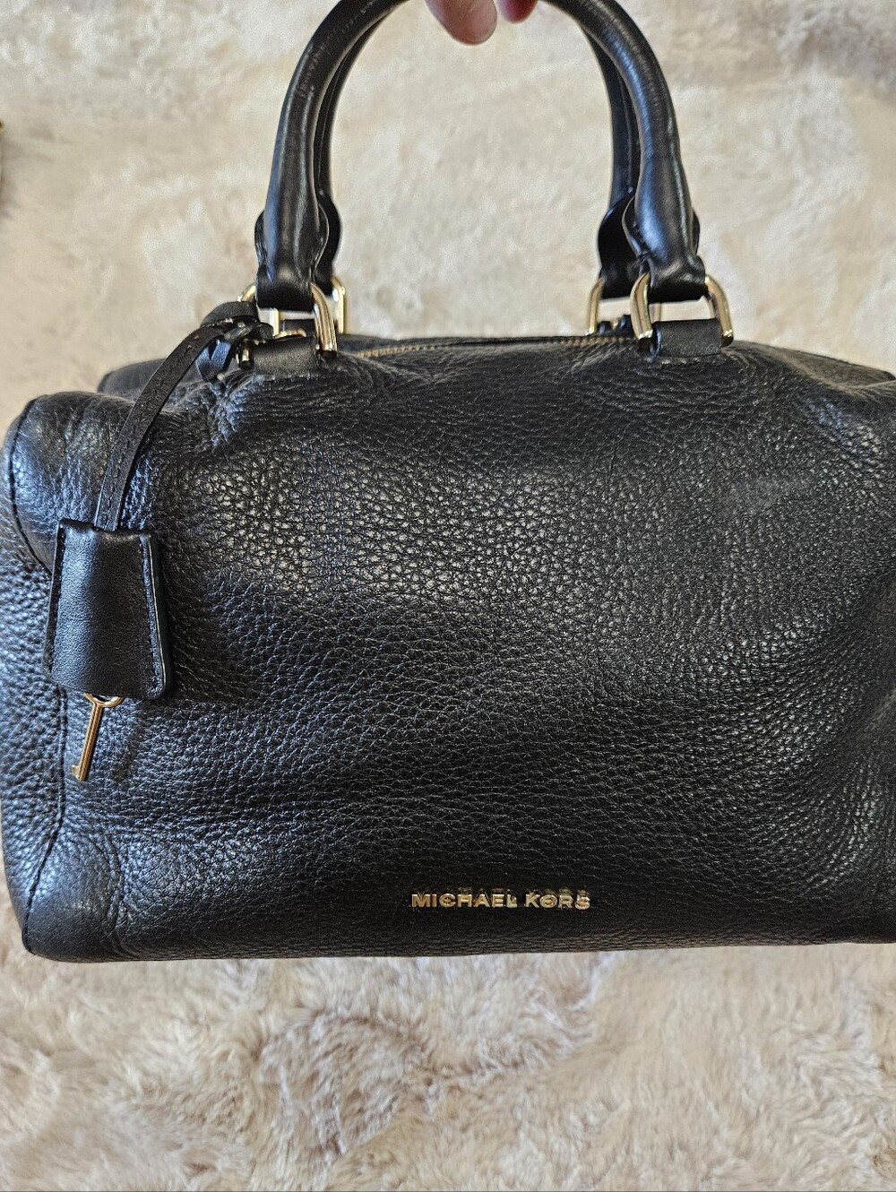EUC MK Kirby Black Pebble Leather Women’s Satchel with Gold Hardware And Dustbag